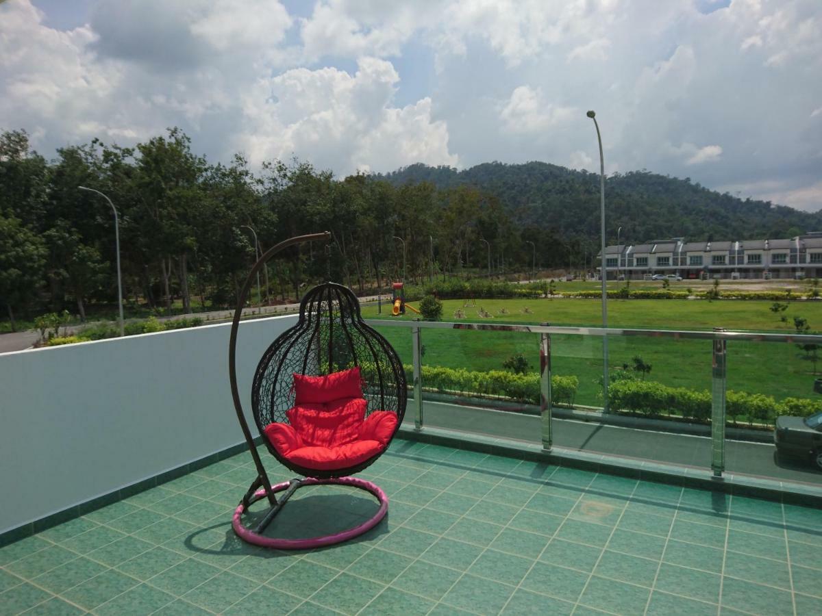 Comfortable Homestay Raub Bagian luar foto
